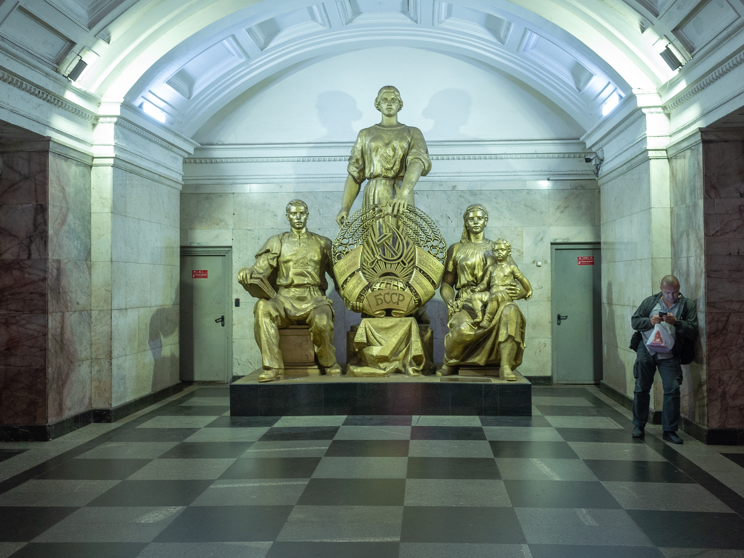 Жителей Зеленограда пригласили на экскурсию по столичной подземке, фото