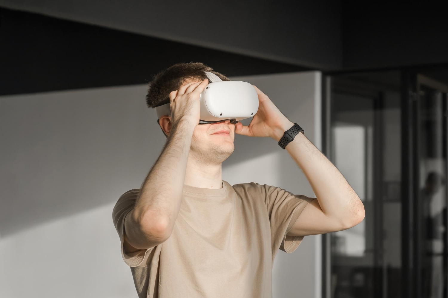 Жителей Донского пригласили на VR-прогулку по усадьбам Москвы и Подмосковья, фото