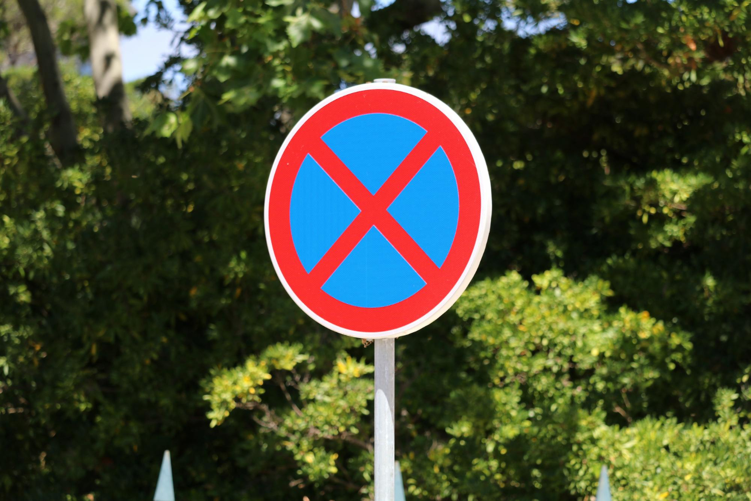 Благоустройство на средства от платных парковок завершилось в Орехово-Борисово Южном, фото