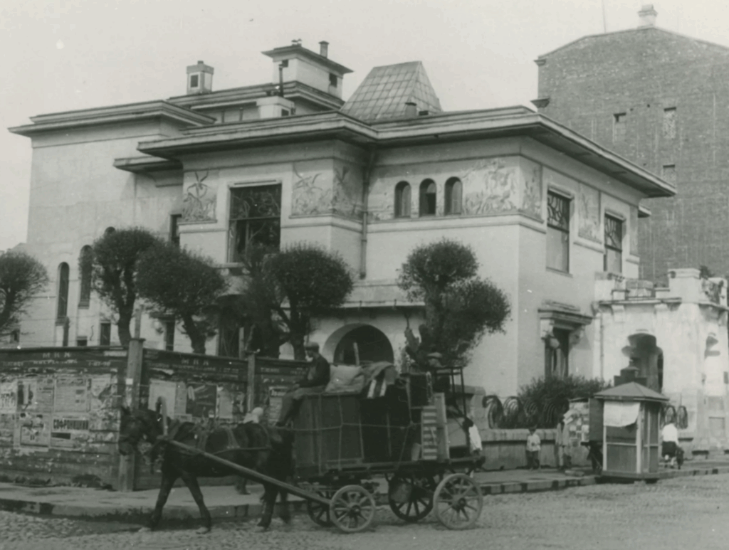 Баррикадная — Тверская: Шолом-Алейхем, Блок и Толстой! Баррикадная — Тверская: Шолом-Алейхем, Блок и Толстой!  фото