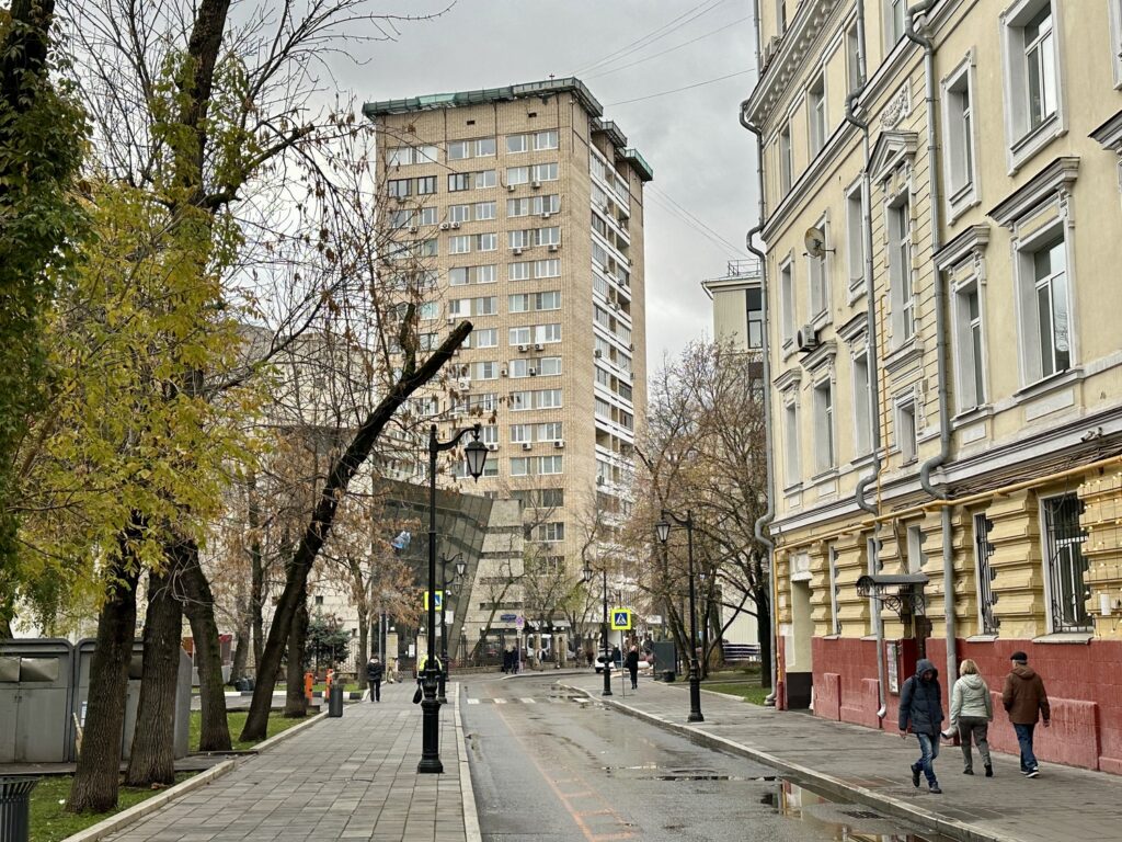 Баррикадная — Тверская: Шолом-Алейхем, Блок и Толстой! Баррикадная — Тверская: Шолом-Алейхем, Блок и Толстой!  фото