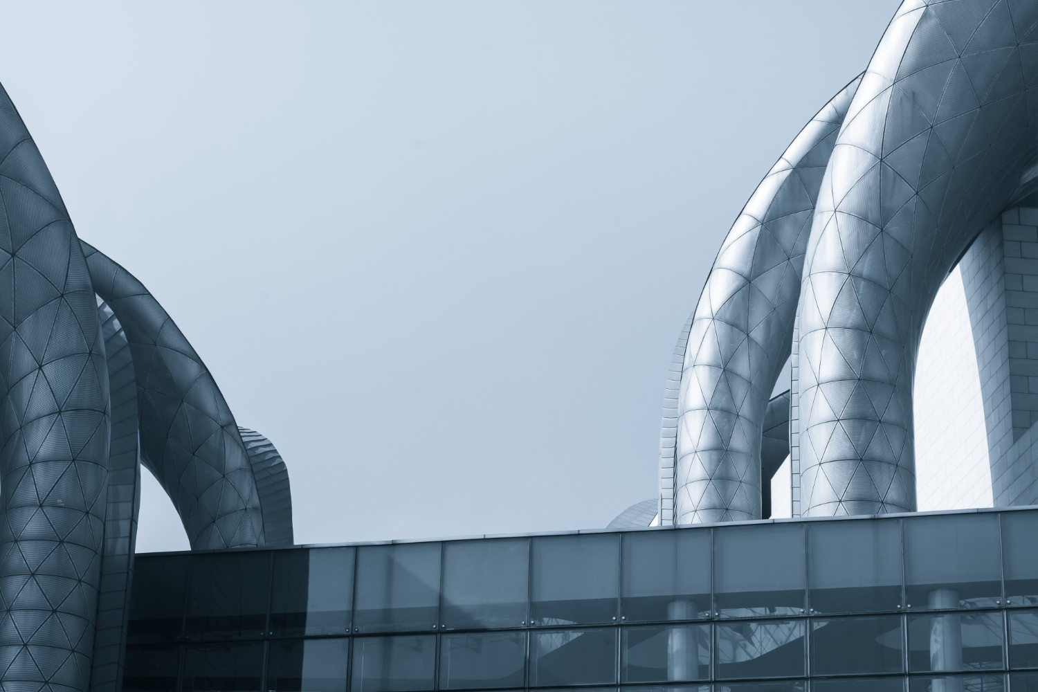 В ТиНАО выставлены на торги два участка под промышленные комплексы, фото