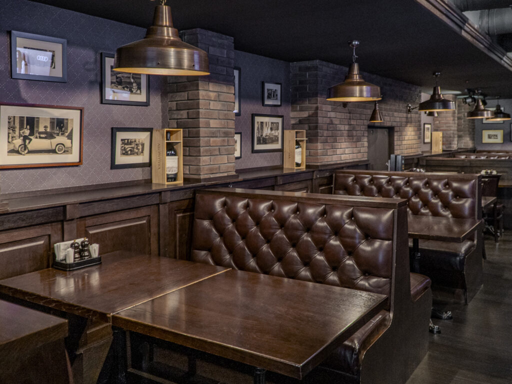 Макет как искусство, стейк-хаус и уроки актерского мастерства — куда пойти после работы  фото