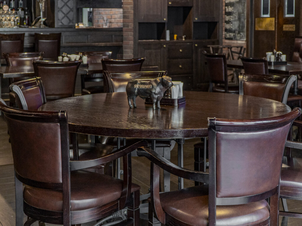 Макет как искусство, стейк-хаус и уроки актерского мастерства — куда пойти после работы  фото