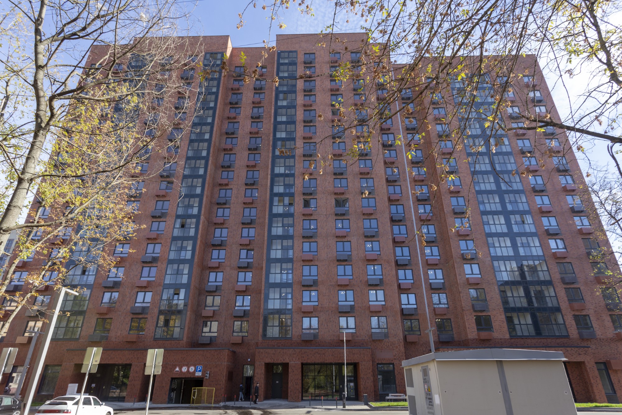 Ефимов: Более 1,1 тысячи жителей Восточного Измайлово приступили к переезду в реновационные квартиры, фото