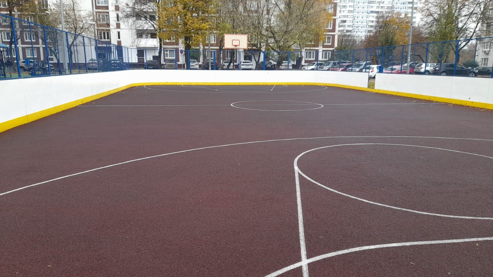 Подготовка катков к зимнему сезону стартовала в Зябликово, фото