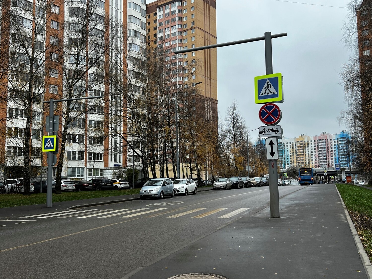 Почти два десятка новых пешеходных переходов оборудовали в Северном, фото