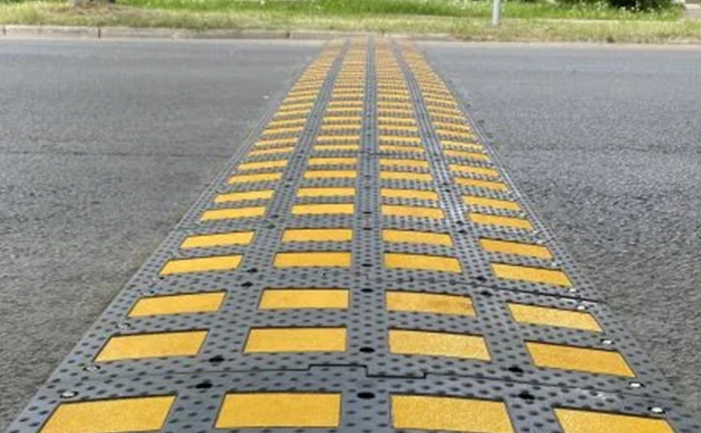 Искусственные дорожные неровности установили в Бибирево, фото