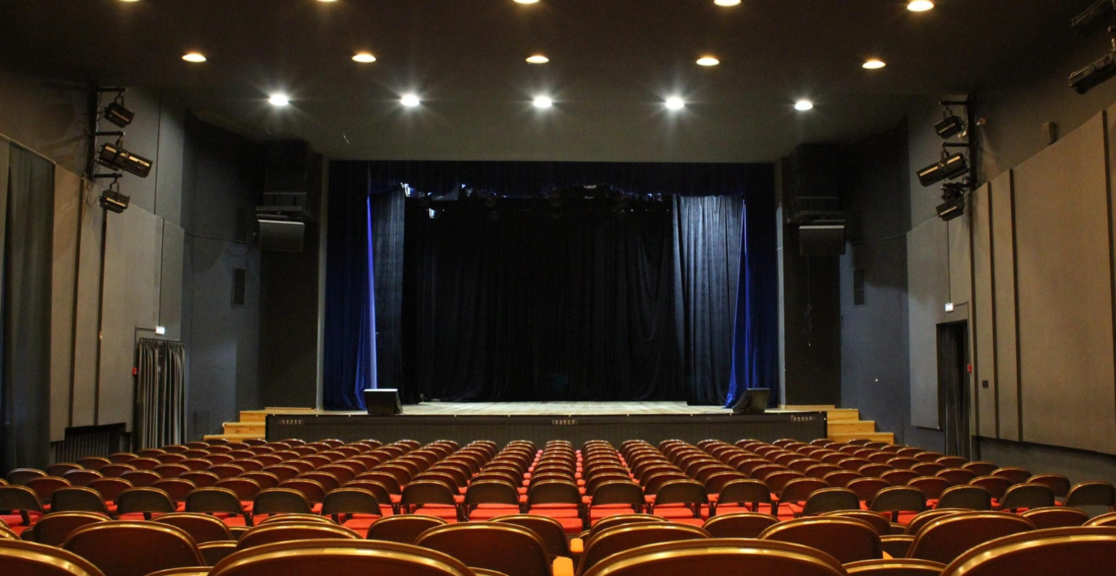 Спектакль «А зори здесь тихие» представят в Головинском, фото