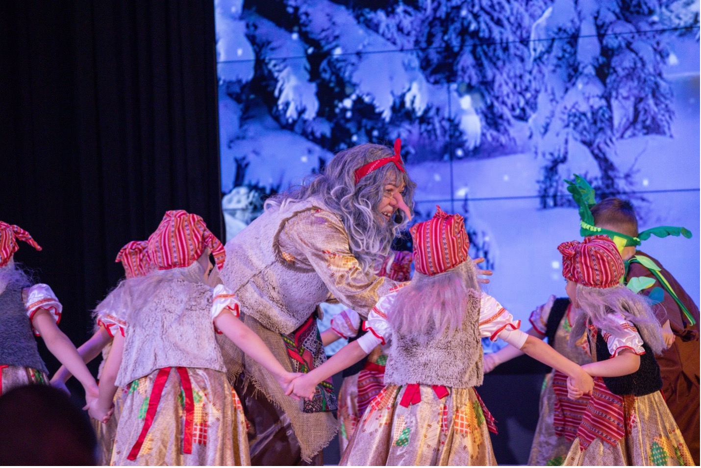 Шоу-театр «Столица» в Свиблово пригласил детей на занятия в творческую студию, фото