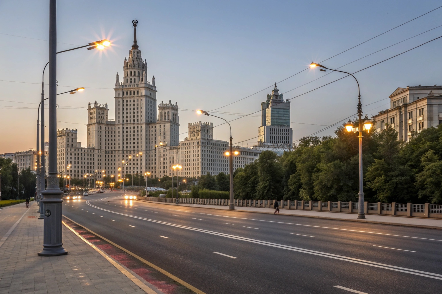 Более 60 уличных светильников установили в Красносельском, фото