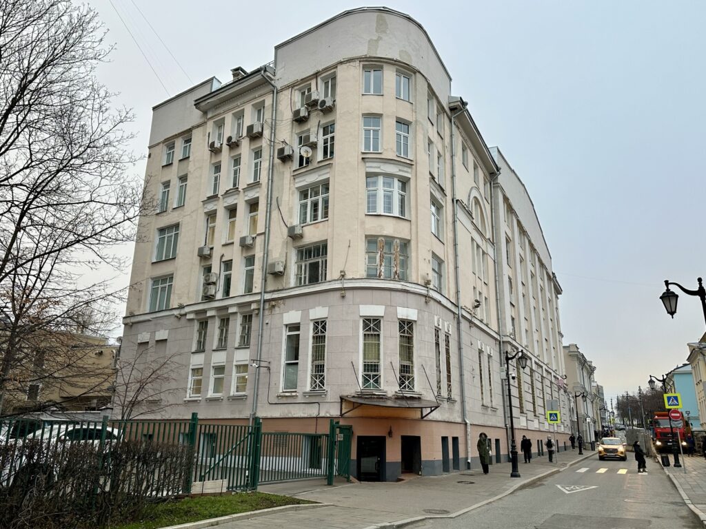 Тверская — Баррикадная: Патриаршие без «Патриков». Часть 1 Тверская — Баррикадная: Патриаршие без «Патриков». Часть 1 фото