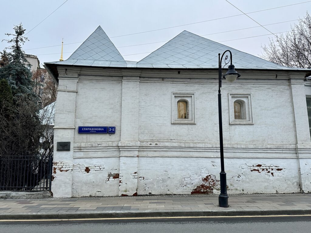 Тверская — Баррикадная: Патриаршие без «Патриков». Часть 1 Тверская — Баррикадная: Патриаршие без «Патриков». Часть 1 фото