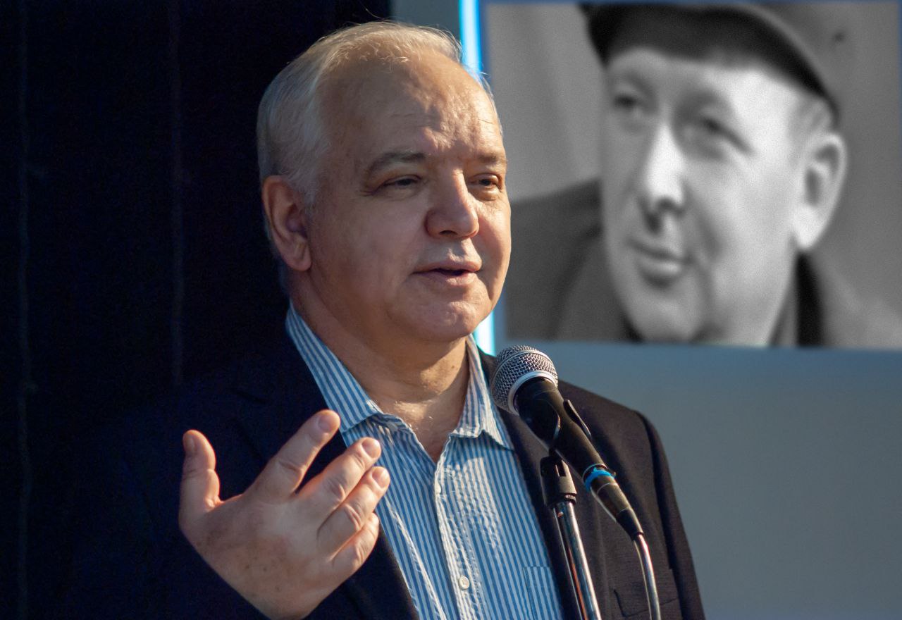 Столетний юбилей поэта и прозаика Константина Ваншенкина отметят в Старом Крюково, фото