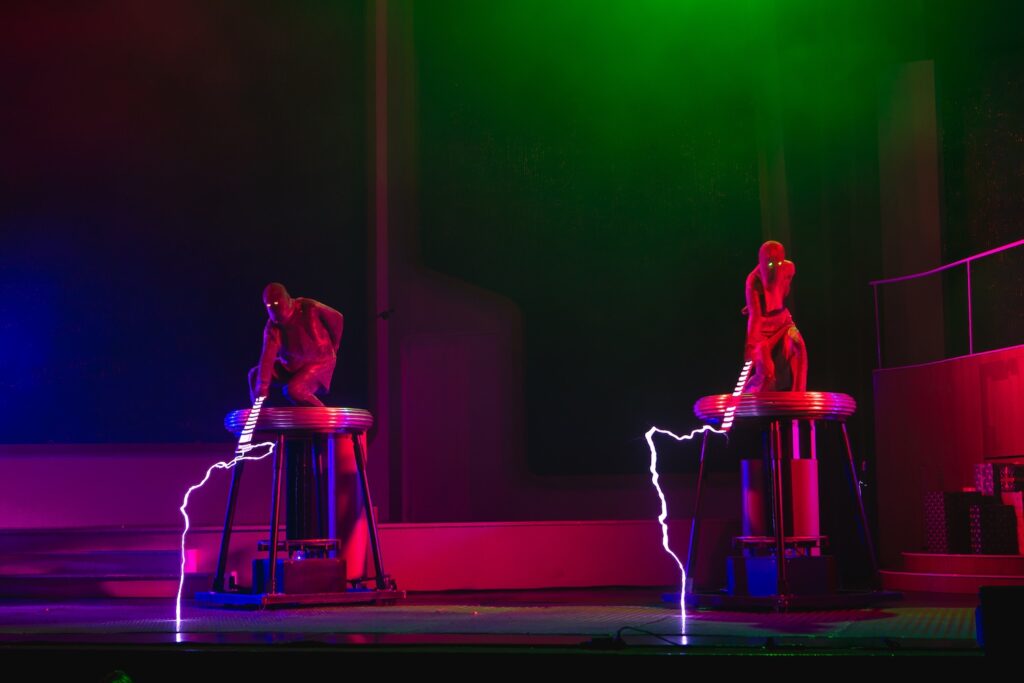 Новогодние праздники в Москве — куда пойти за атмосферой волшебства Новогодние праздники в Москве — куда пойти за атмосферой волшебства фото