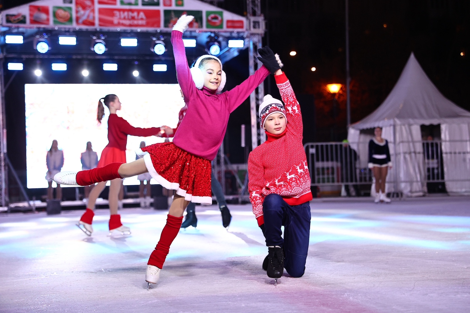 В ЮЗАО на площадках «Зимы в Москве» можно поддержать защитников страны, фото