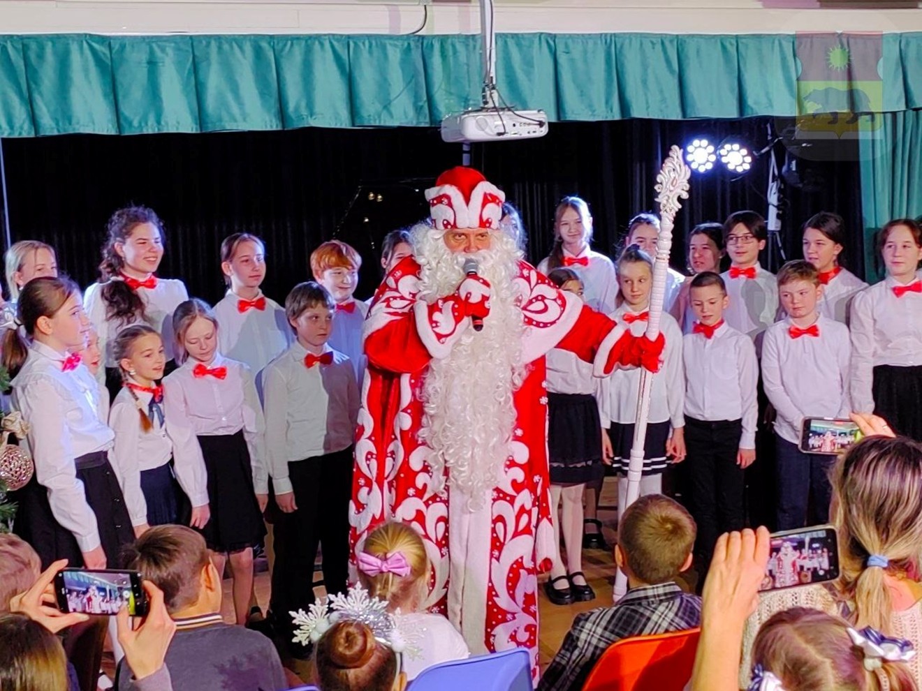 Новогоднее театрализованное представление пройдет на Полярной, фото