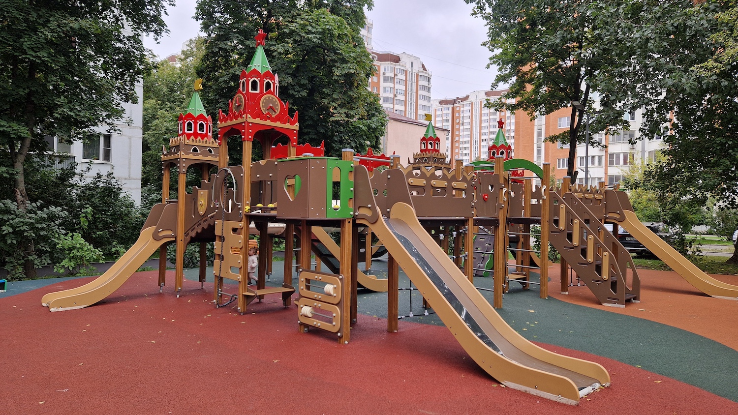 ГБУ «Жилищник» благоустроит 18 территорий в Таганском районе в 2026 году, фото