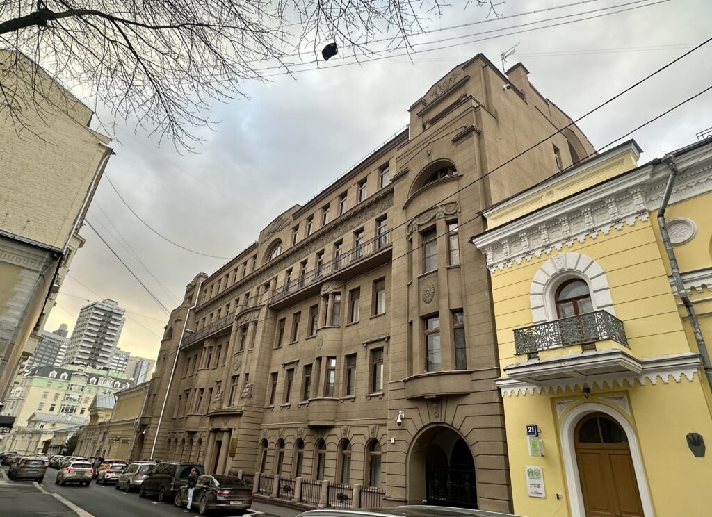 Арбатская — Баррикадная: не молчавшая Молчановка Арбатская — Баррикадная: не молчавшая Молчановка фото