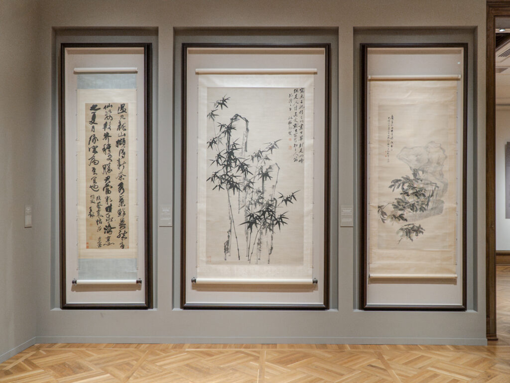 Рисунки пастелью, китайские свитки и необистро &mdash; куда пойти после работы  фото