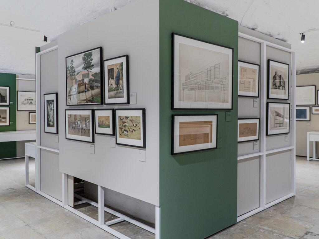 Настольные игры в усадьбе, выставка братьев-архитекторов и кухня Старого Света &mdash; куда пойти после работы  фото