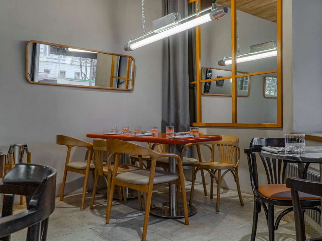 Искусство Африки, вечер барокко и современное бистро — куда пойти после работы Искусство Африки, вечер барокко и современное бистро — куда пойти после работы фото