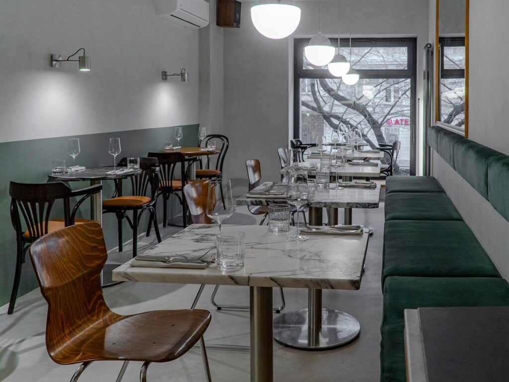 Искусство Африки, вечер барокко и современное бистро — куда пойти после работы Искусство Африки, вечер барокко и современное бистро — куда пойти после работы фото