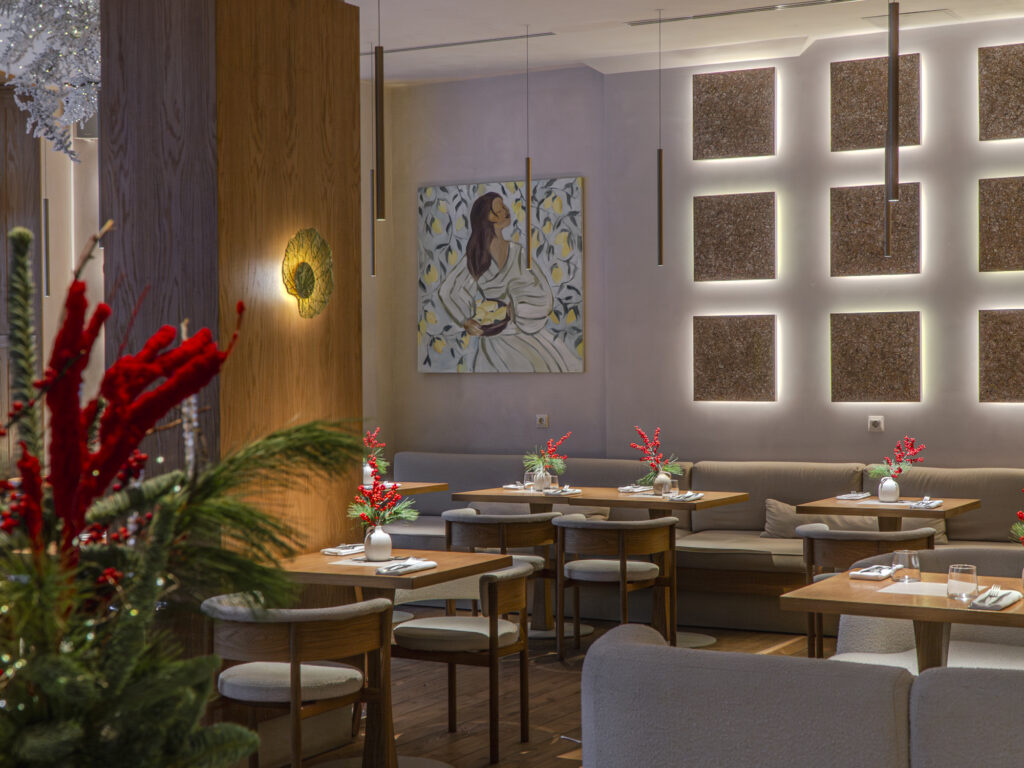 Настольные игры в усадьбе, выставка братьев-архитекторов и кухня Старого Света &mdash; куда пойти после работы  фото