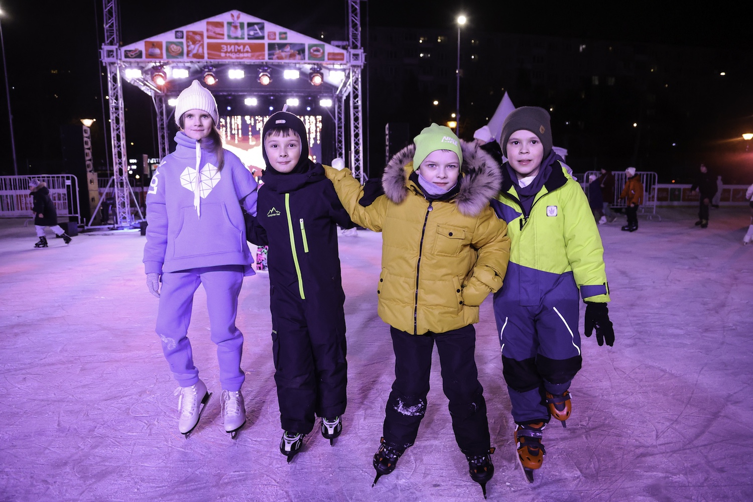 Масленичные игры на льду пройдут в парке 70-летия Победы, фото