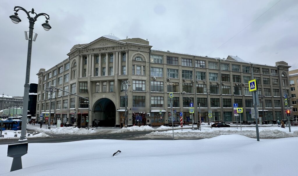 Китай-город и вновь Китай-город: по &laquo;каменному разнотравью&raquo; Васильевского луга  фото