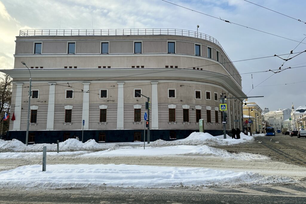 Китай-город и вновь Китай-город: по &laquo;каменному разнотравью&raquo; Васильевского луга  фото