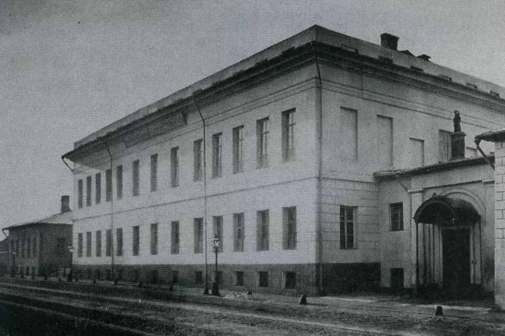 Китай-город и вновь Китай-город: по &laquo;каменному разнотравью&raquo; Васильевского луга  фото