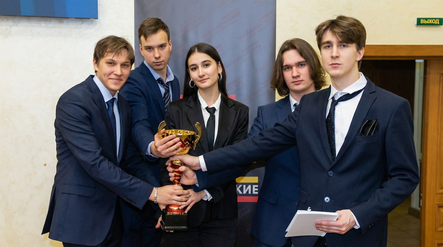 Путь в городскую сборную: Финансовый университет выбрал лучших спикеров для городской «Лиги дебатов правительства Москвы», фото