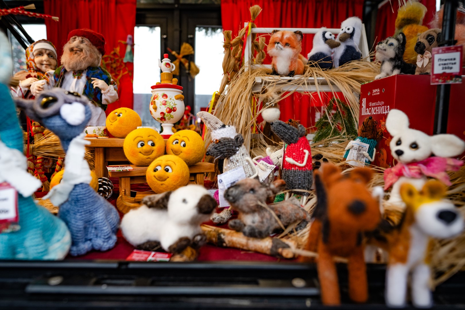 На фестивале «Масленица» представлена широкая линейка гастрономических и ремесленных товаров, фото