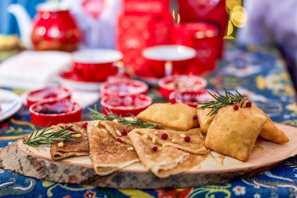 Блины, традиции и добрые дела: как столица встретит Масленицу Блины, традиции и добрые дела: как столица встретит Масленицу фото