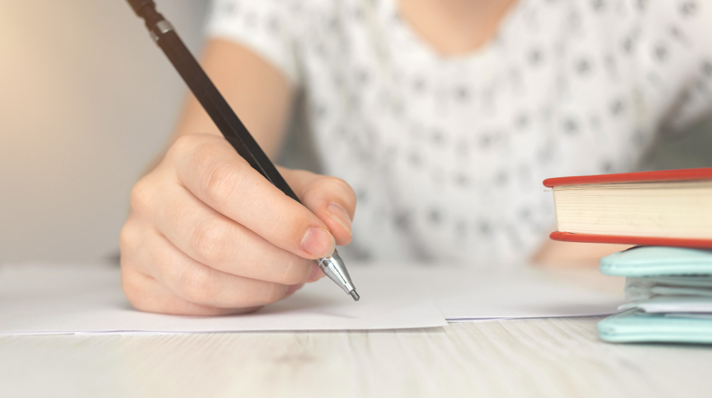 Цикл тематических лекций стартовал в музее Победы для подготовки к «Диктанту Победы», фото