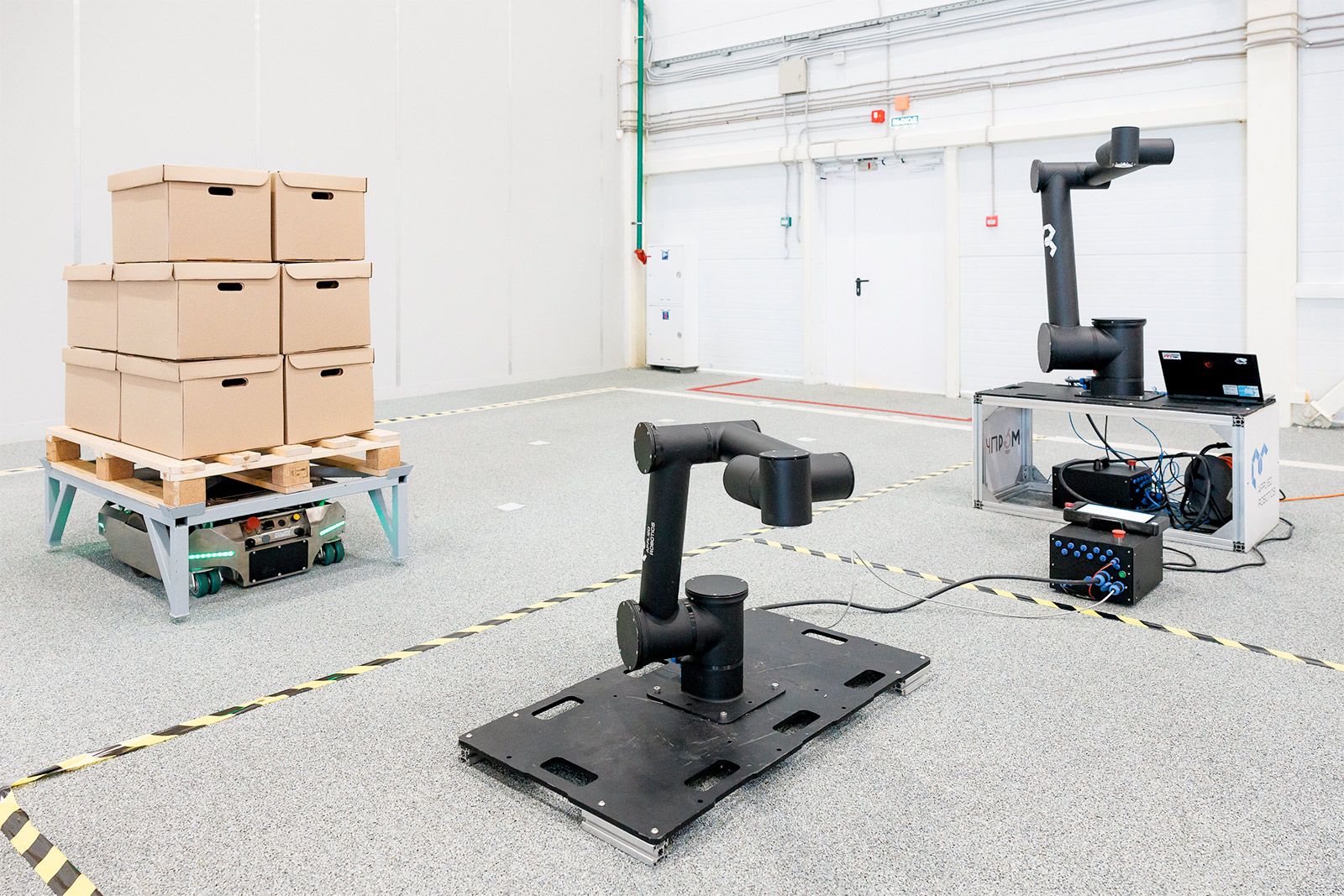 Открыт первый в России испытательный центр роботизированных беспилотных систем, фото