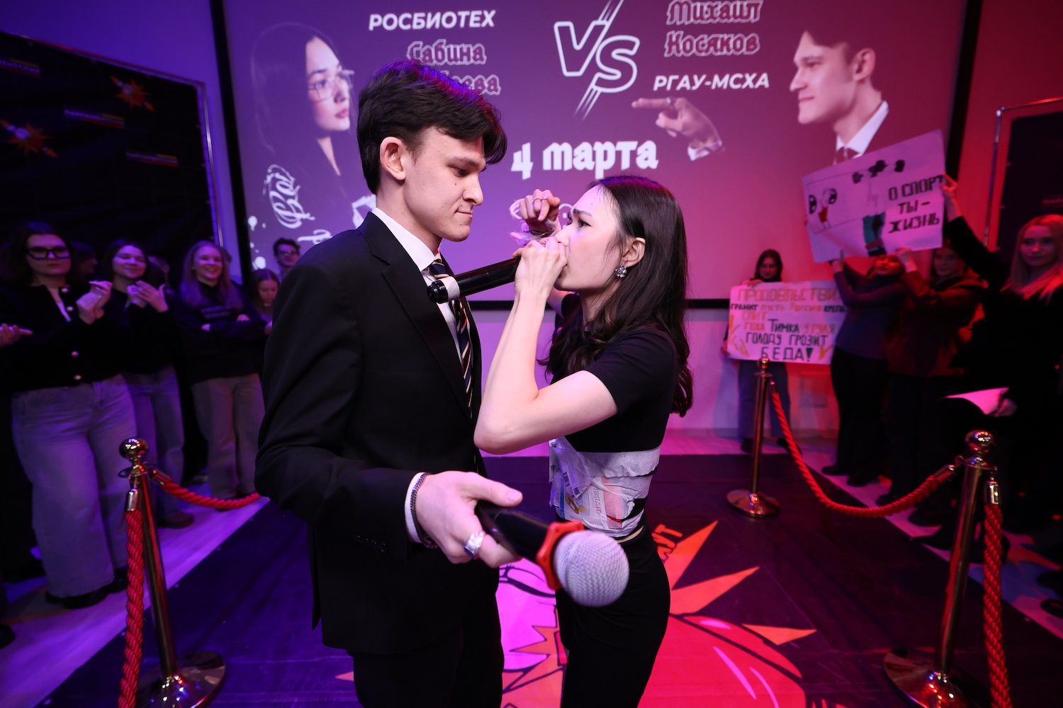 Четвертьфинал «Дебат-нокаута» сформирован: в Центре развития определили победителей второго дня, фото