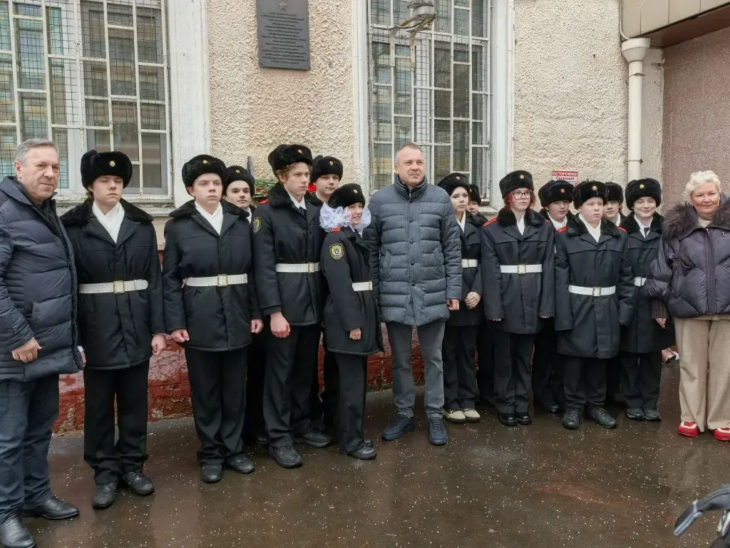 Памятная акция в честь героини ВОВ Зои Космодемьянской прошла в районе Кунцево, фото