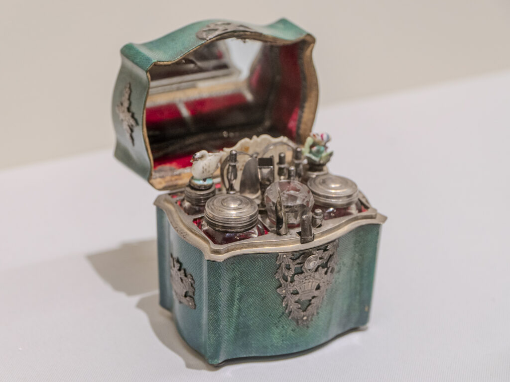 Русская чайная, сокровища &laquo;Царского Села&raquo; и открытые репетиции в цирке &mdash; куда пойти после работы  фото