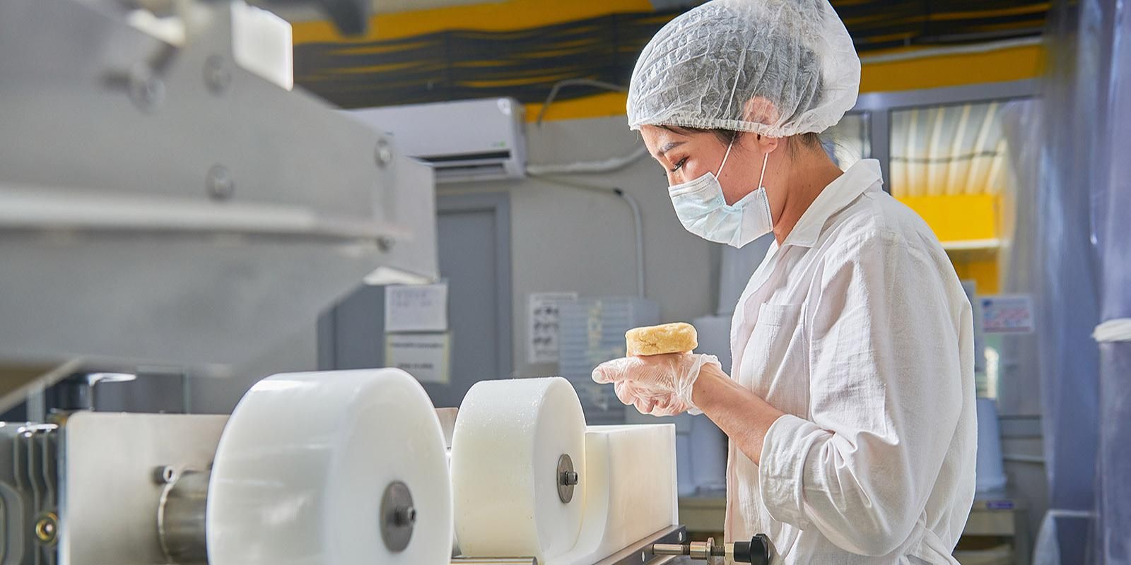 Собянин рассказал о развитии пищевой промышленности в Москве, фото