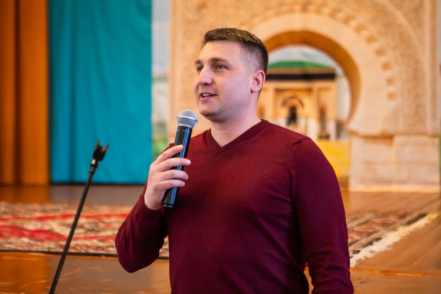 Строки Грина, Ахматовой и Волошина прозвучали в ВАО в День воссоединения Крыма с Россией, фото