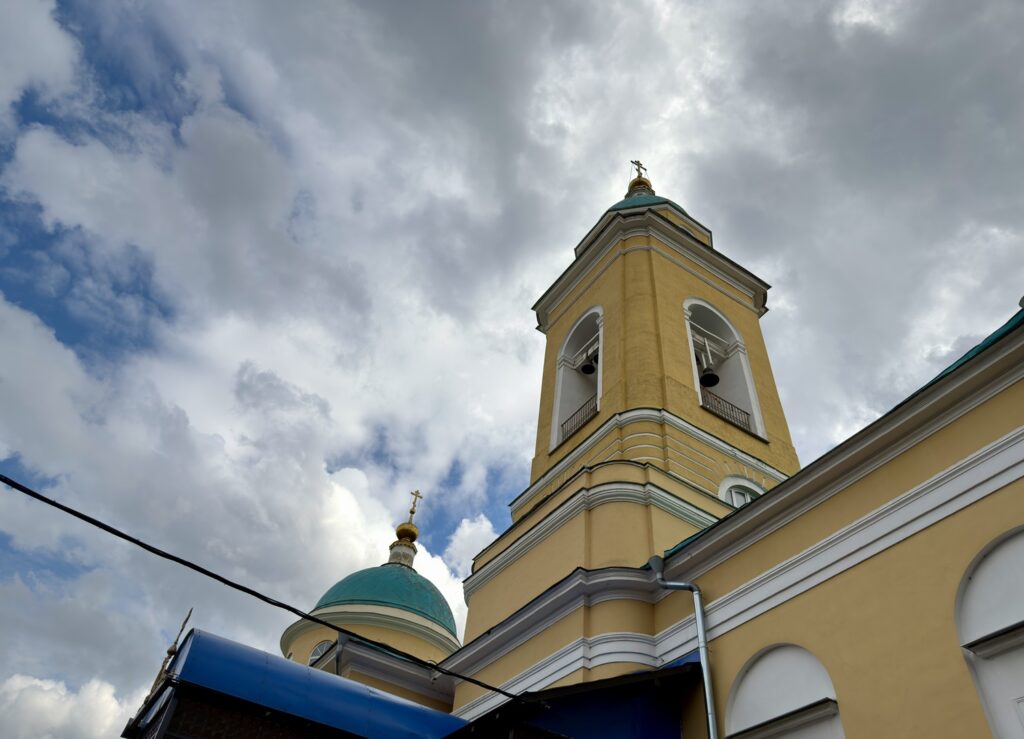 Волгоградский проспект &mdash; Римская: московский &laquo;памятник невидимке&raquo; у кубинского маяка  фото