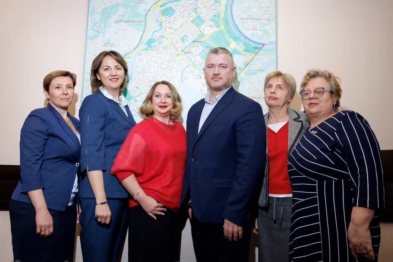 Евгений Андриенко предложил создать координационный совет по законотворчеству в ЗАО, фото