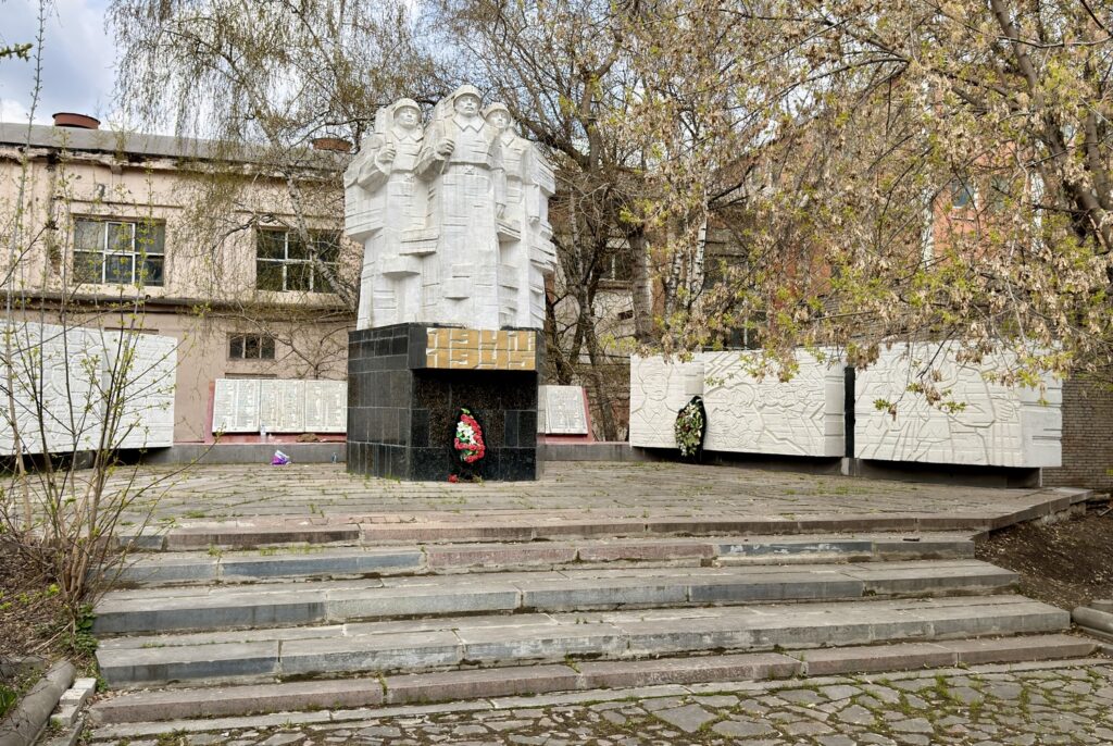 Волгоградский проспект &mdash; Римская: московский &laquo;памятник невидимке&raquo; у кубинского маяка  фото