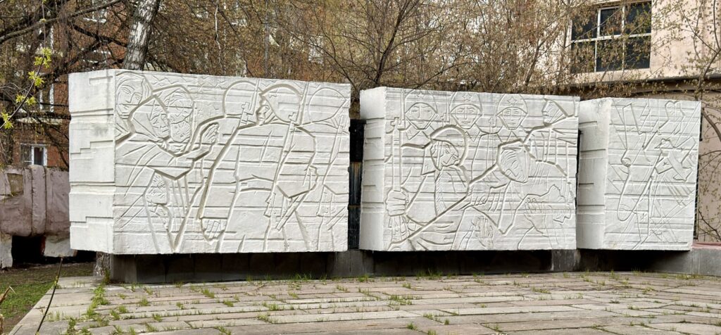 Волгоградский проспект &mdash; Римская: московский &laquo;памятник невидимке&raquo; у кубинского маяка  фото