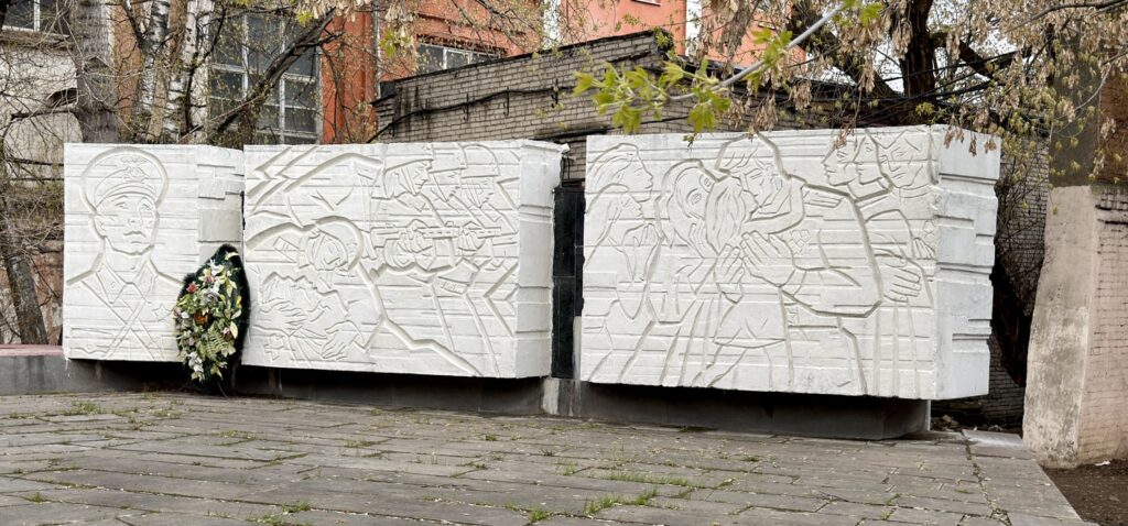 Волгоградский проспект &mdash; Римская: московский &laquo;памятник невидимке&raquo; у кубинского маяка  фото