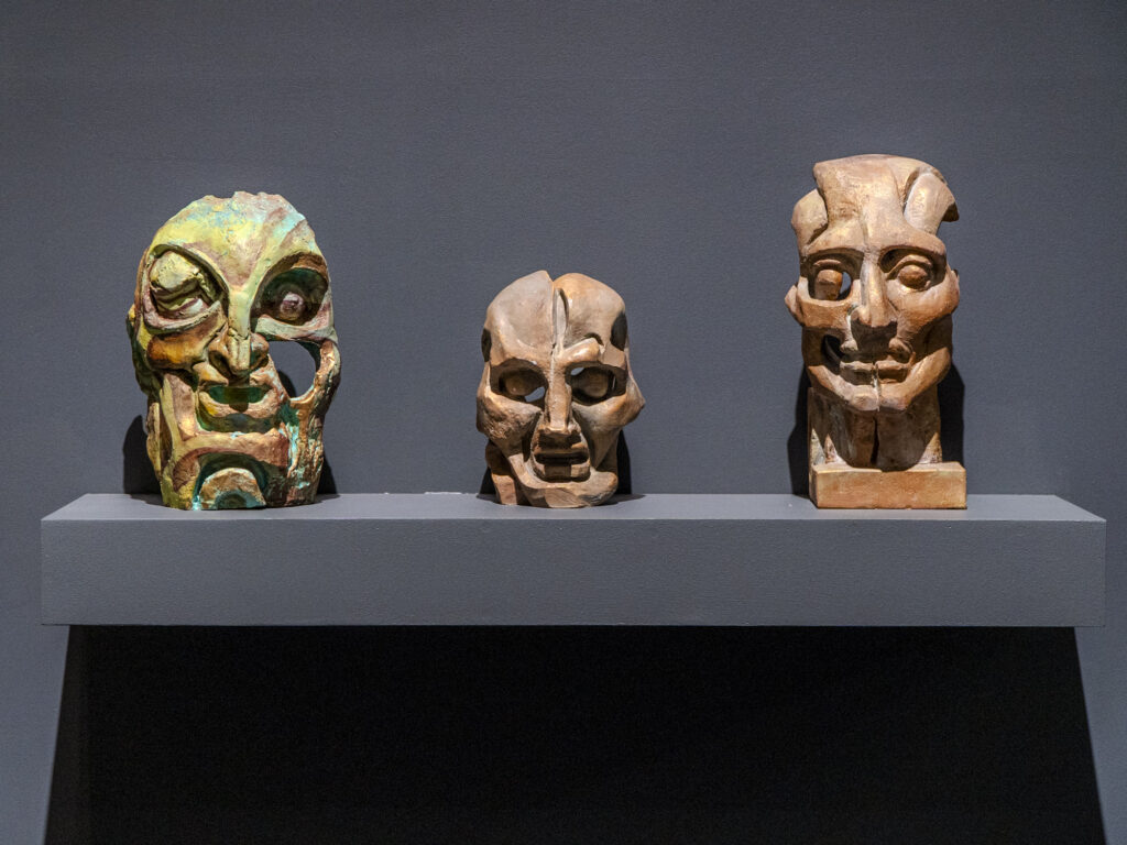 Выставка в честь Эрнста Неизвестного, арии Моцарта и ресторан в особняке &mdash; куда пойти после работы  фото