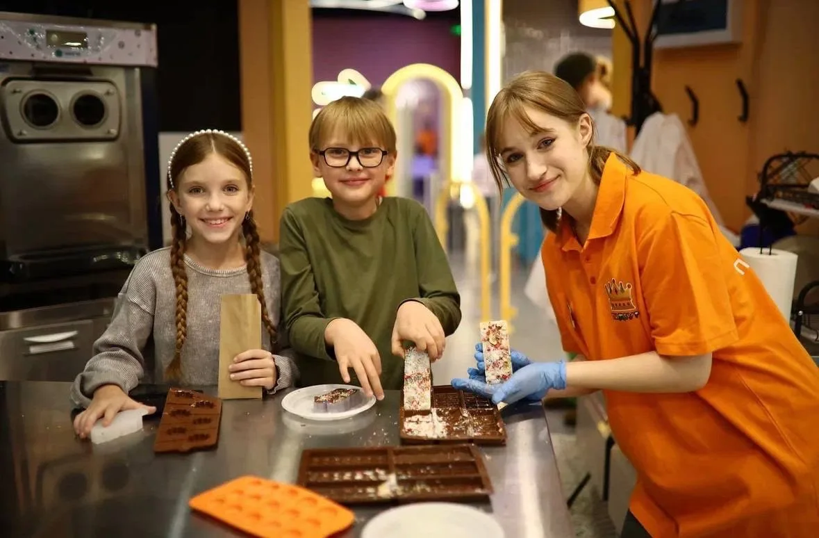 «КидБург»: город профессий для детей и семейного отдыха, фото