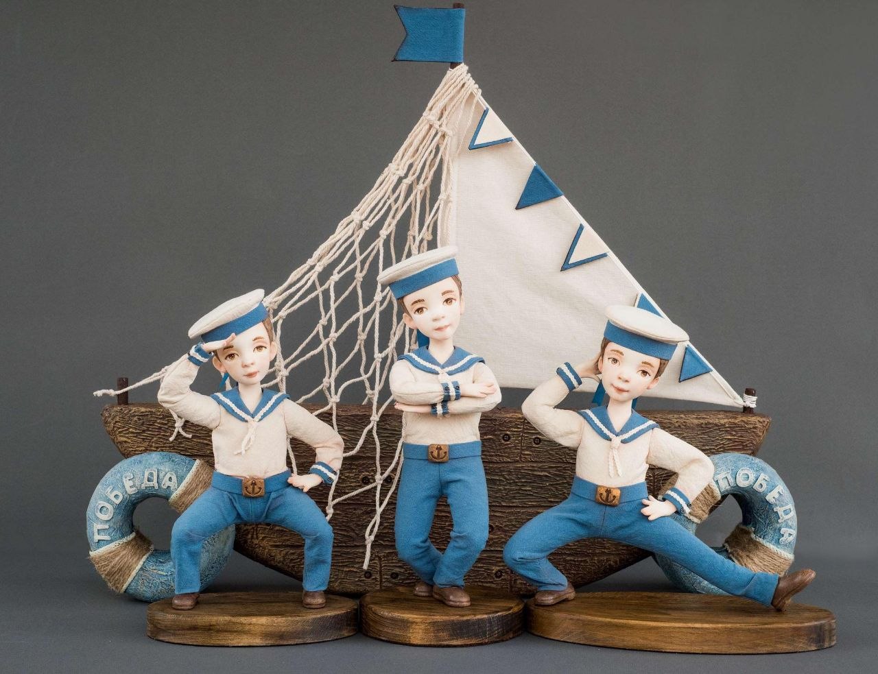 Выставка художественных кукол и мишек «Автографы весны» откроется в Басманном районе, фото